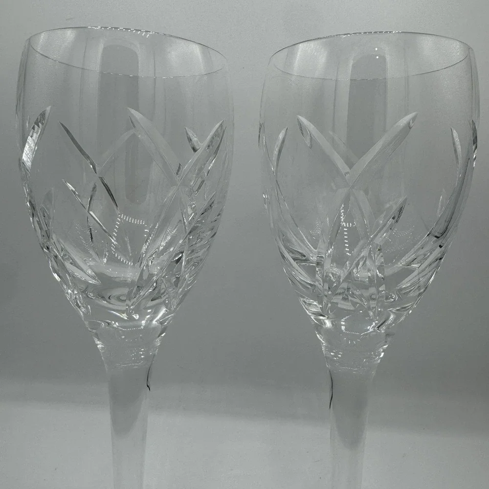 SET OF 2 WATERFORD JOHN ROCHA SIGNATURE 8.25 INCHES TALL WHITE WINE STEM GLASSES